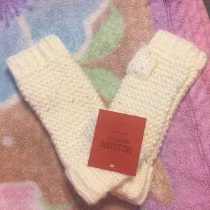 NWT fingerless mittens